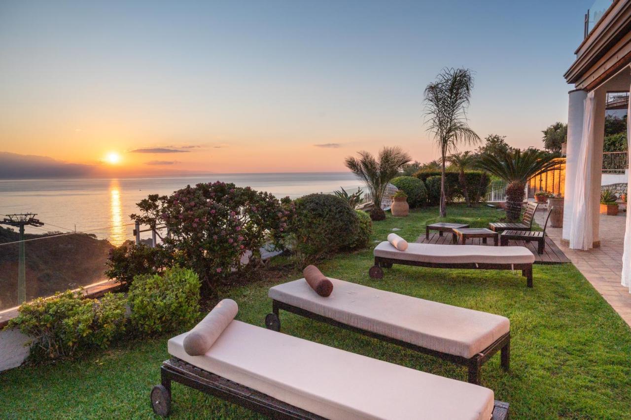 Villa Zagara Garden Spectacular Sea View In Taormina Bagian luar foto