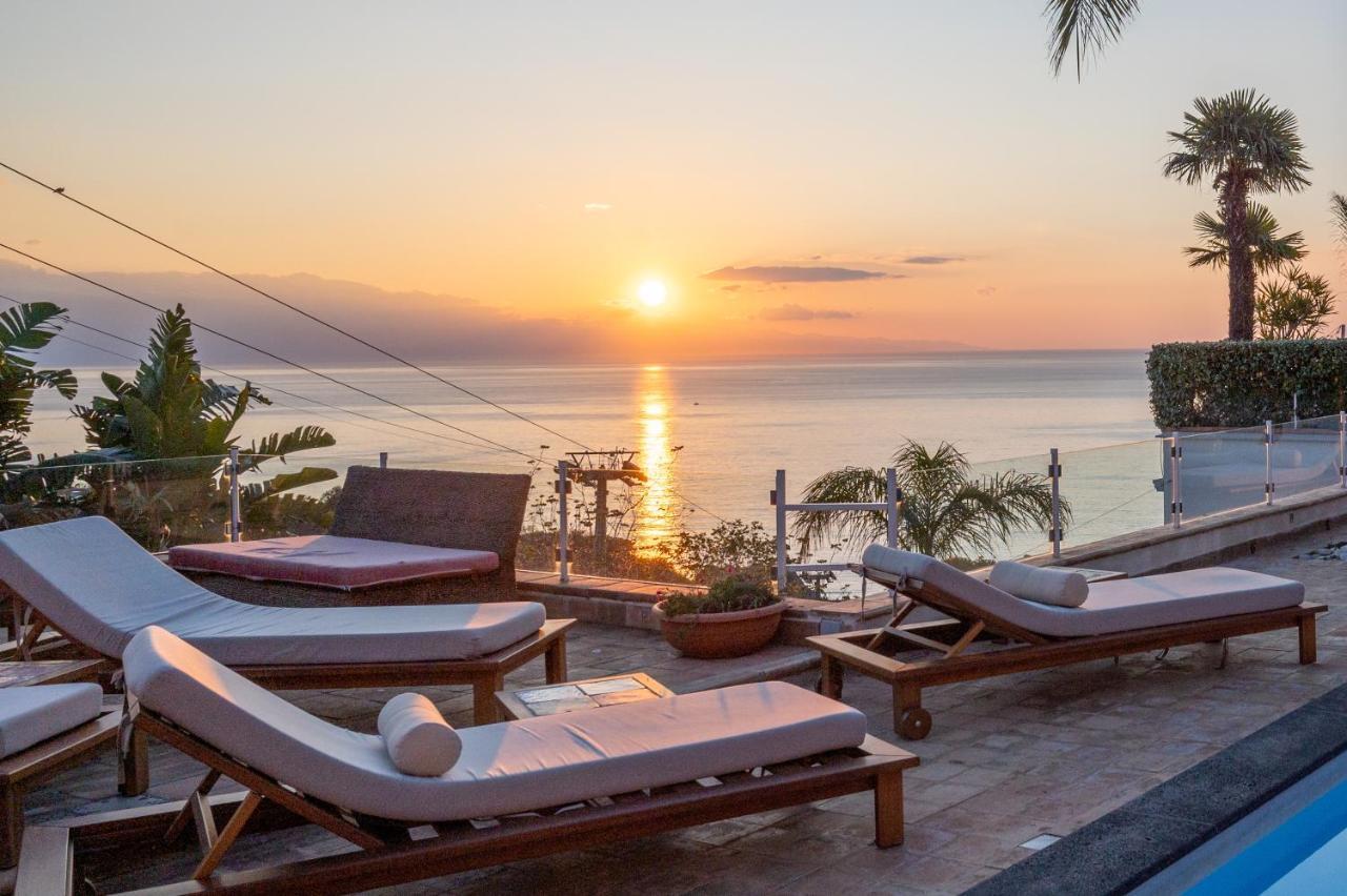 Villa Zagara Garden Spectacular Sea View In Taormina Bagian luar foto